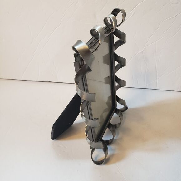 Metal Photo Frame  - Picture 3 of 7